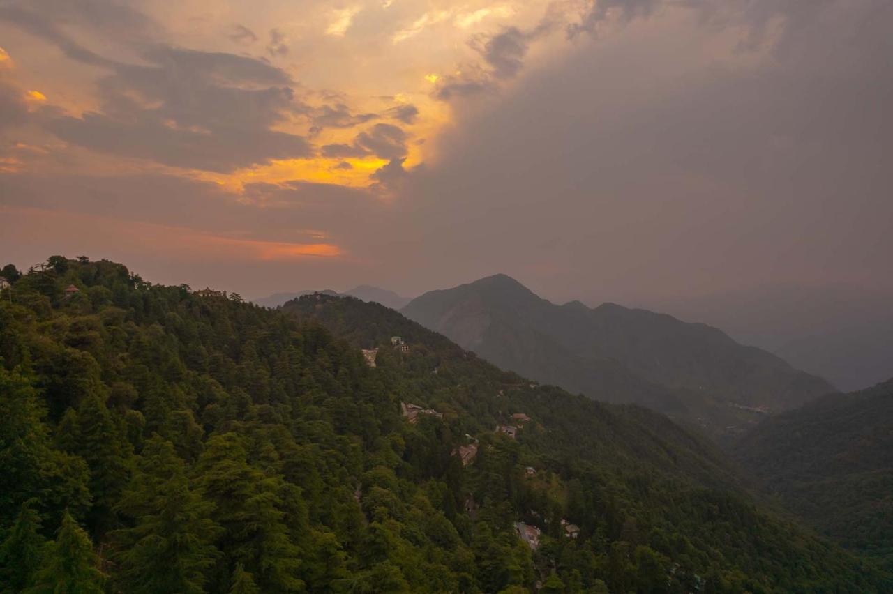 Stayvista Mellow Cottage Scenic View Near Mall Road Mussoorie Esterno foto